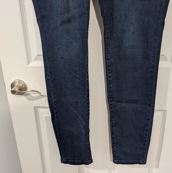 Eloquii Dark Wash Classic Fit Sculpting Skinny Jean in Size 14 L (Long) - Picture 6 of 12
